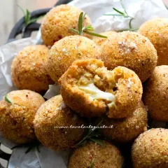 Polpette di ceci dorate e croccanti, una una una una una una una una una una una una una una una una una una una una una una una una una una una una una una una una una una una una una una una una una una una una una una una una una una una una una una...