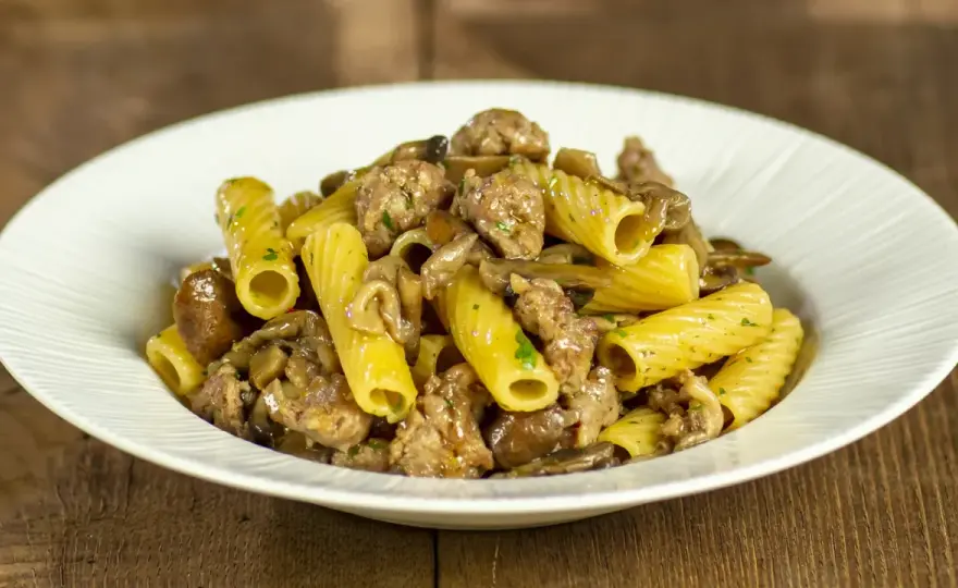 Pasta funghi e salsiccia - La ricetta perfetta esiste!