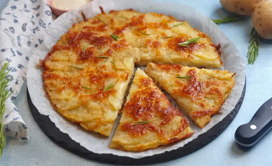 Torta di patate - La ricetta perfetta: morbida, compatta, dorata