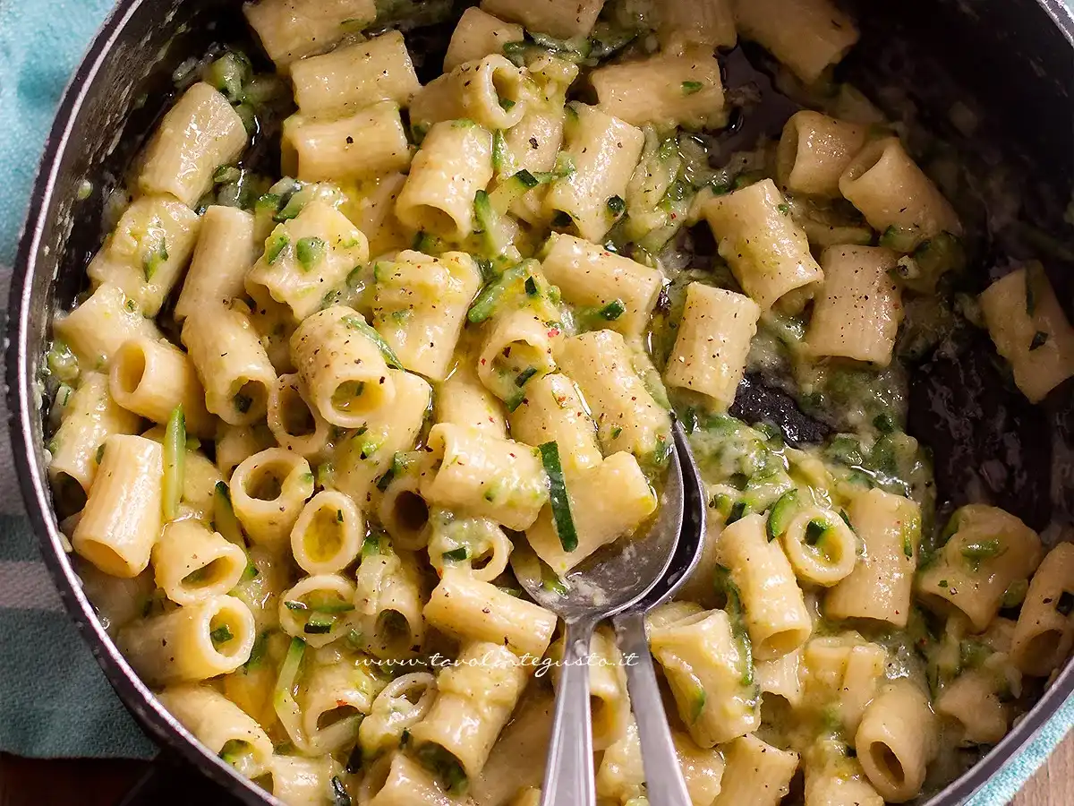 Pasta con zucchine cremosa - La ricetta perfetta